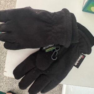 Cabela's Black Kids Gloves